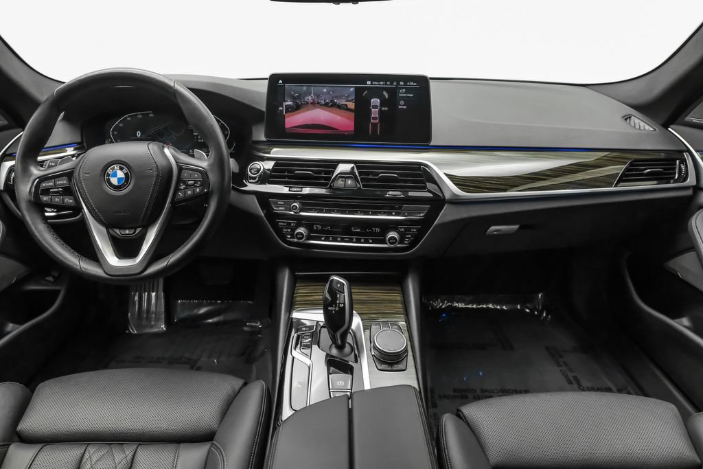 Used 2023 BMW 530i w/ Premium Package RWD image 18