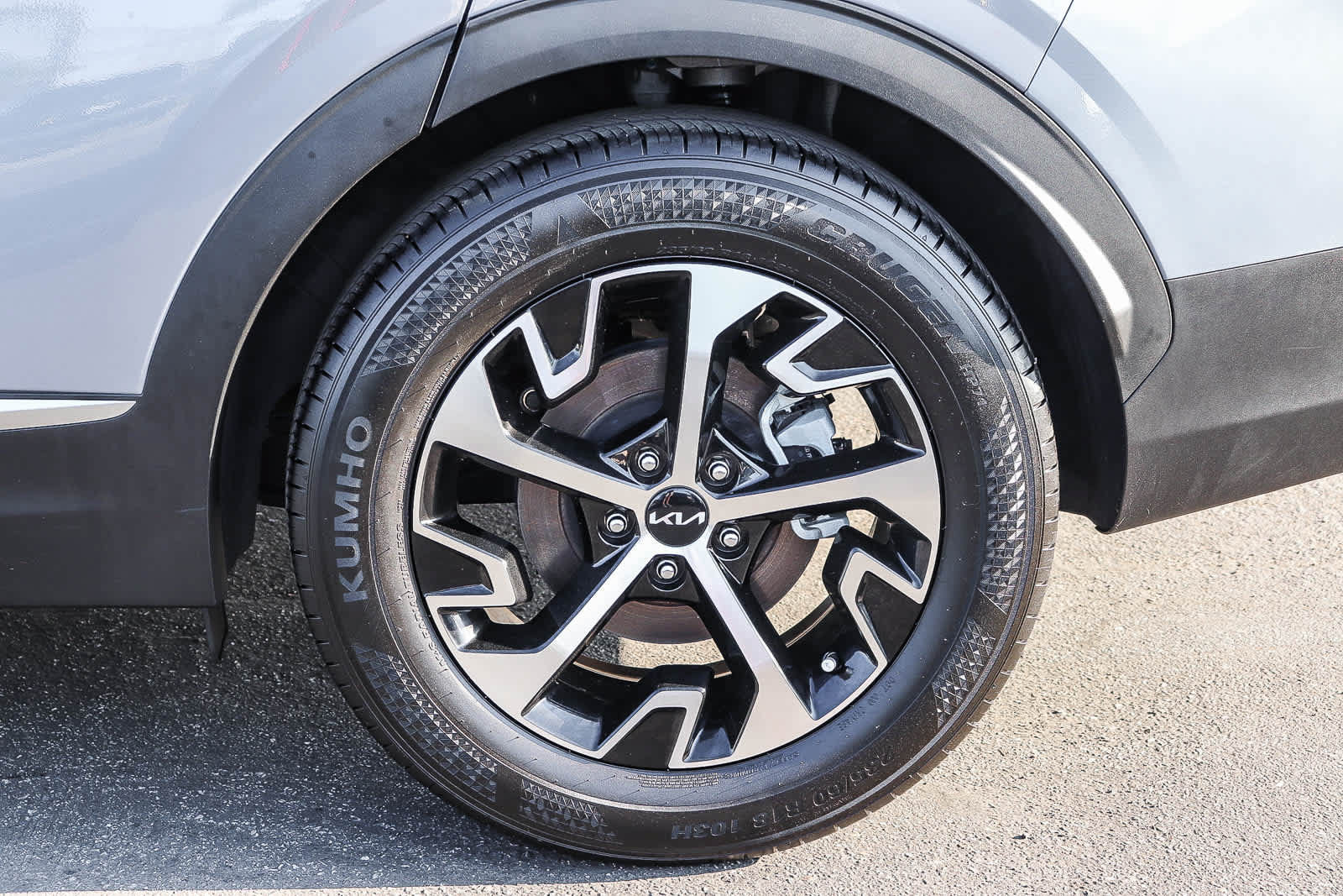 Used 2024 Kia Sportage EX FWD image 10