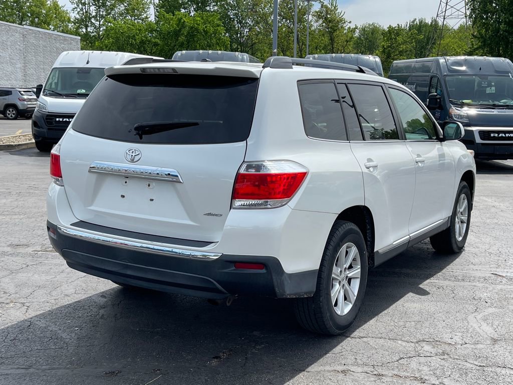 Used 2011 Toyota Highlander 4WD w/ Tech Pkg image 5