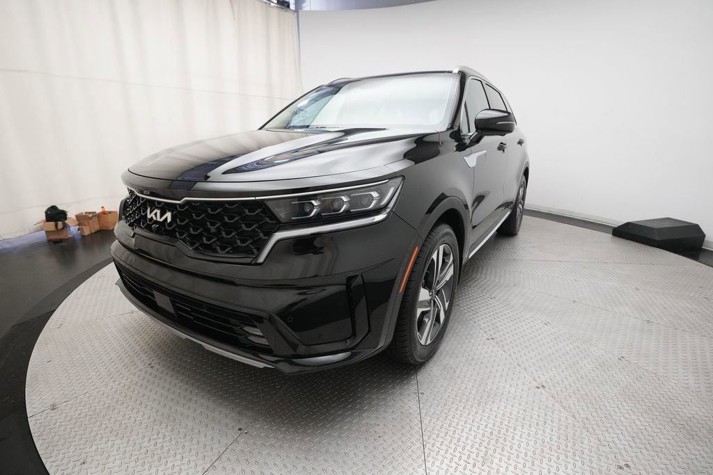 Certified 2023 Kia Sorento SX Prestige w/ Panoramic Sunroof Package AWD/4WD image 12