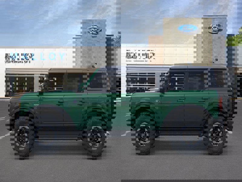 New 2025 Ford Bronco Outer Banks image 3