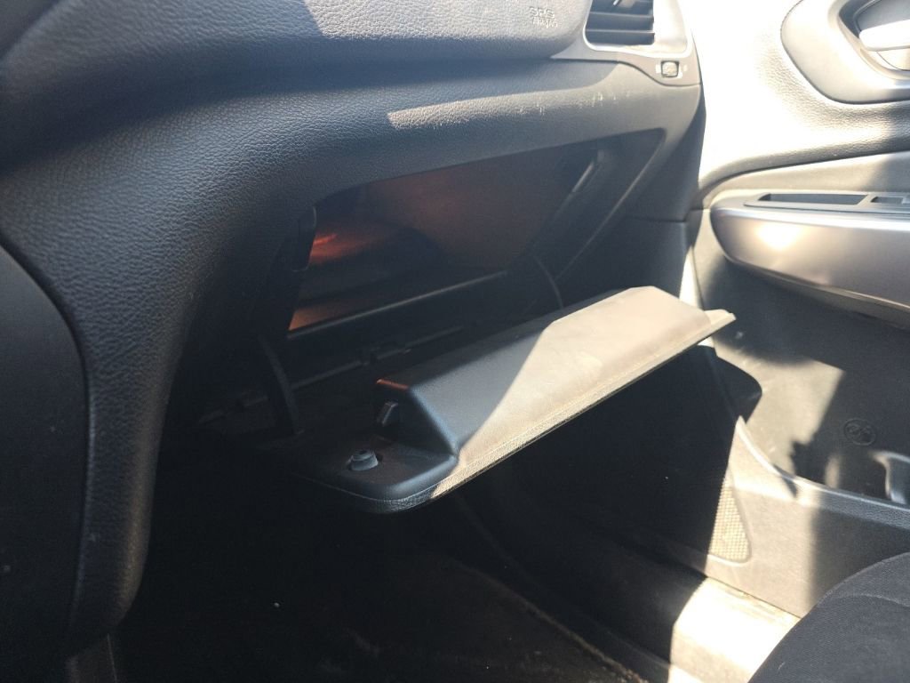 Used 2019 Jeep Cherokee Latitude w/ Popular Appearance Group image 29