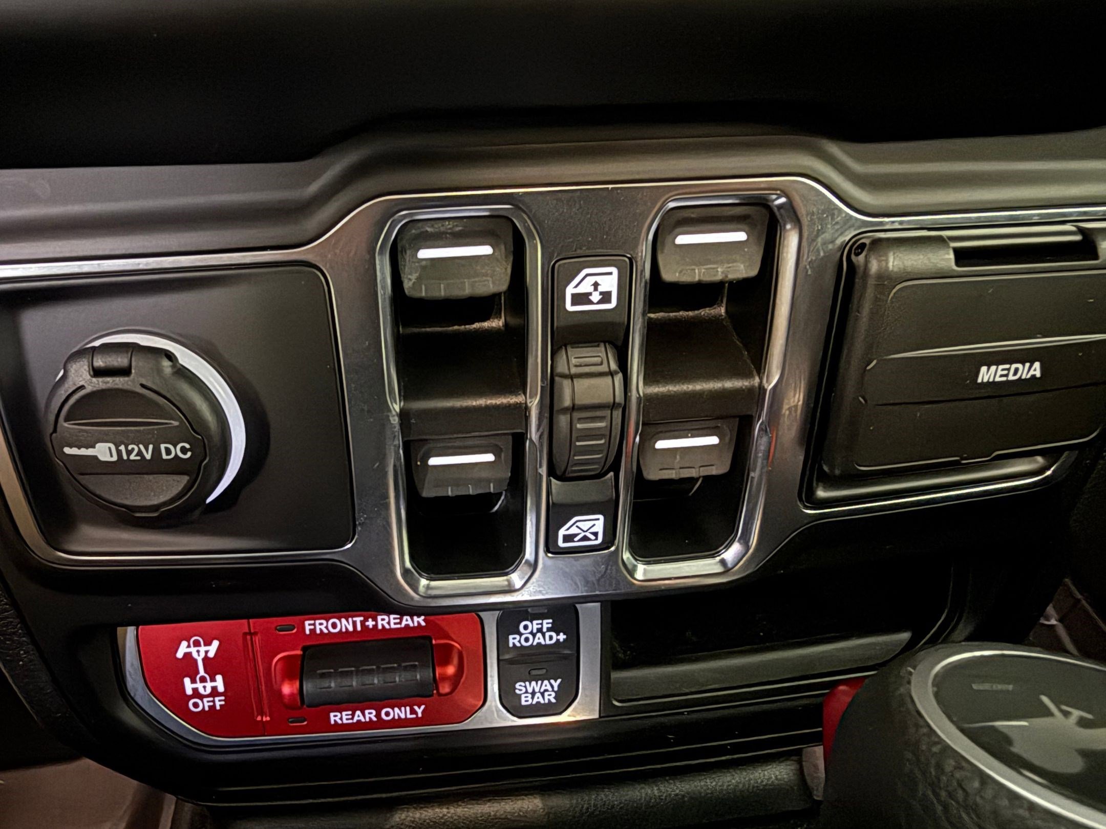Used 2021 Jeep Wrangler Unlimited Rubicon AWD/4WD image 19
