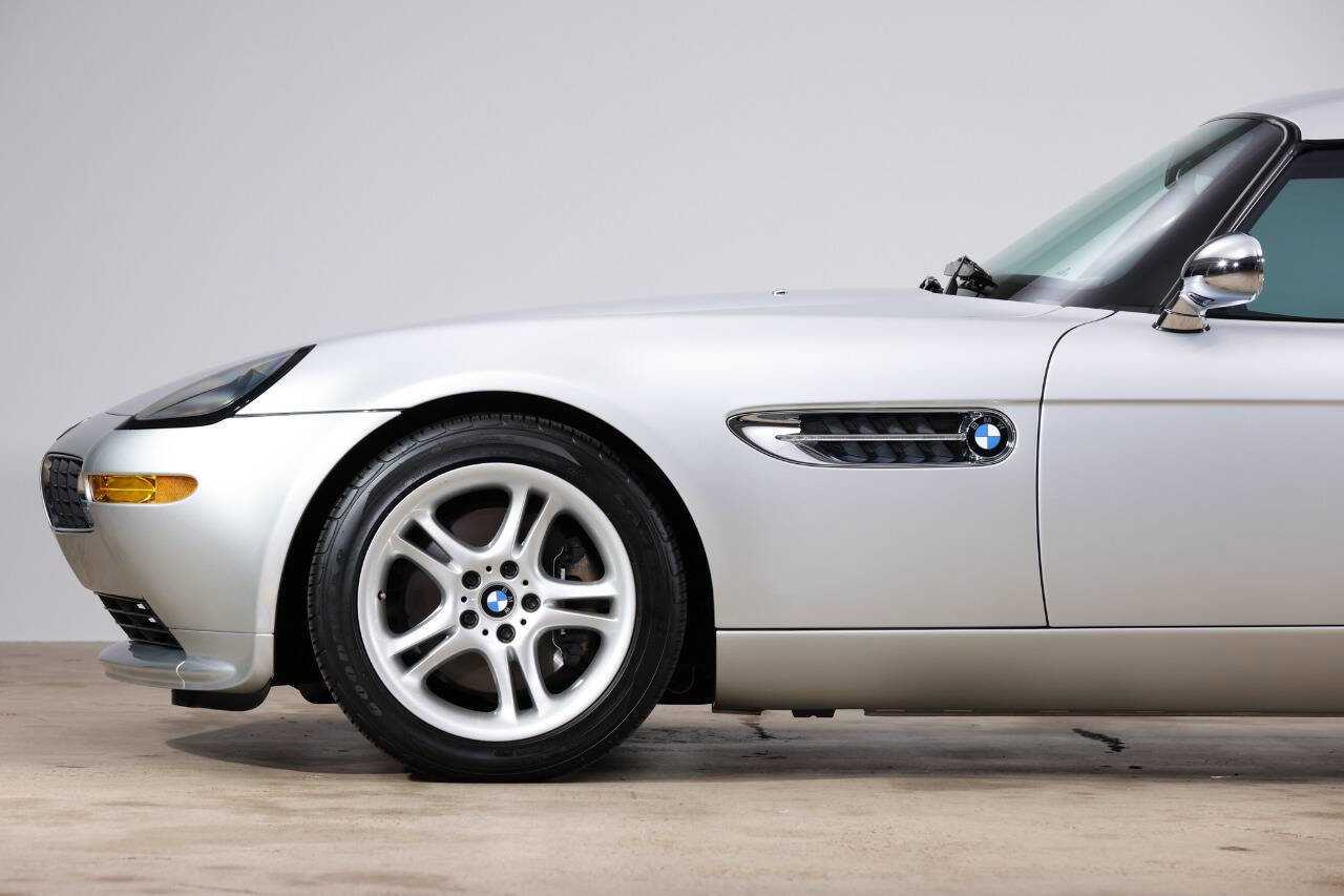 Used 2002 BMW Z8 image 15