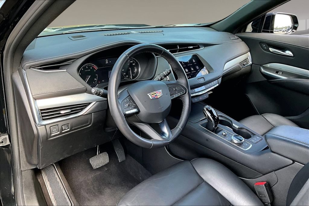 Certified 2023 Cadillac XT4 Premium Luxury FWD image 13