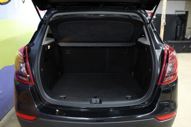 Used 2022 Buick Encore Preferred w/ Safety Package AWD/4WD image 5