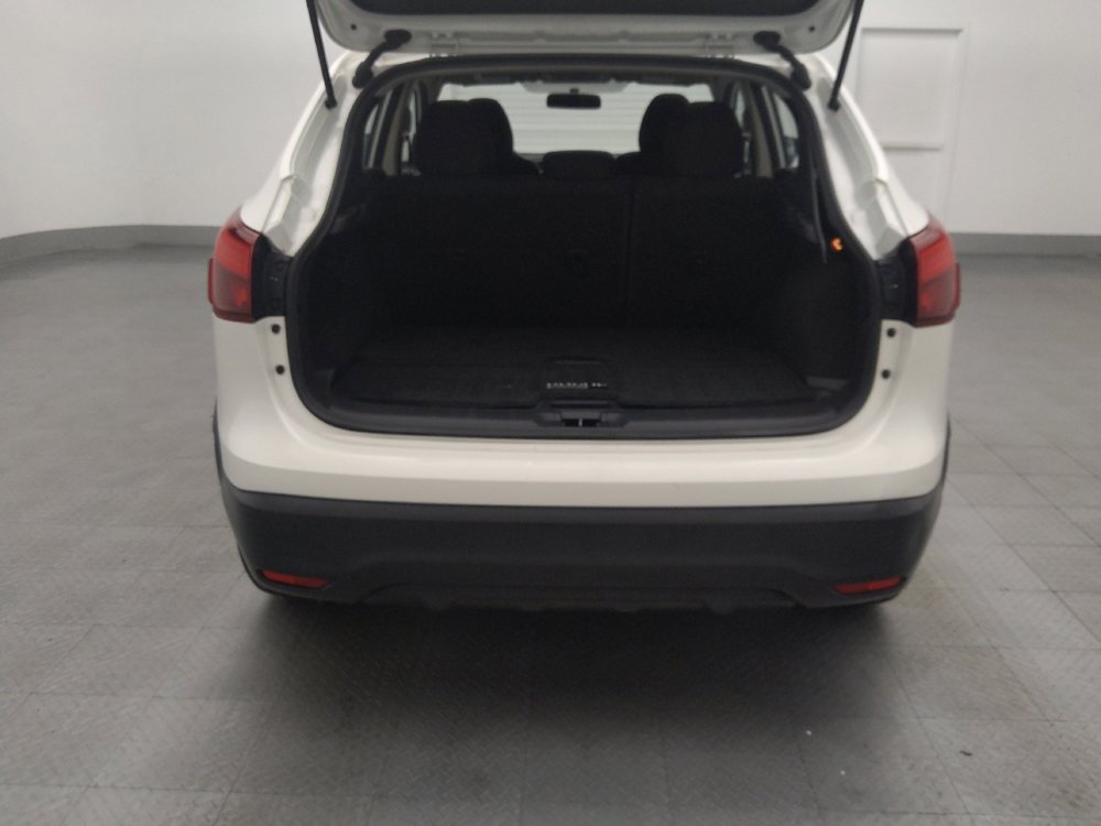 Used 2019 Nissan Rogue Sport S image 29