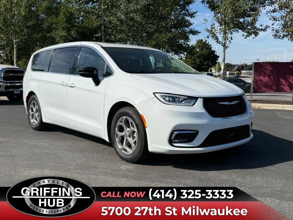 Used 2024 Chrysler Pacifica Limited FWD video 1
