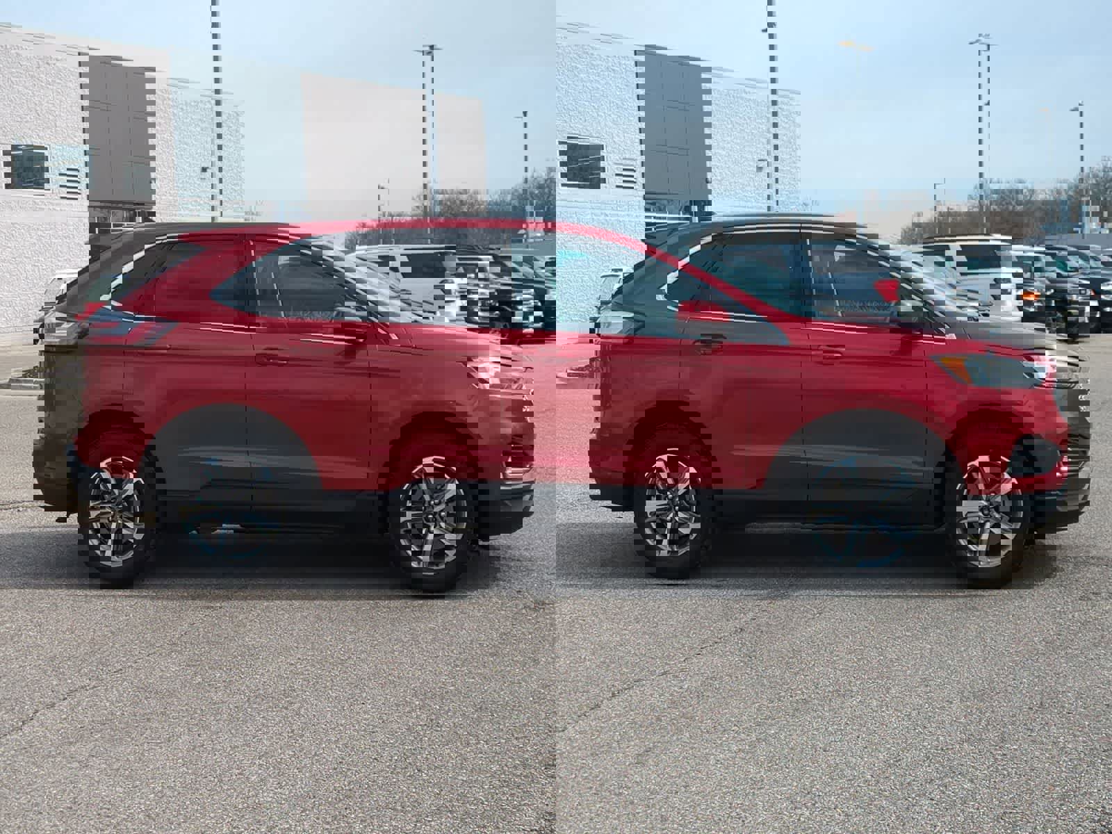 Used 2023 Ford Edge SEL w/ Convenience Package AWD/4WD image 9