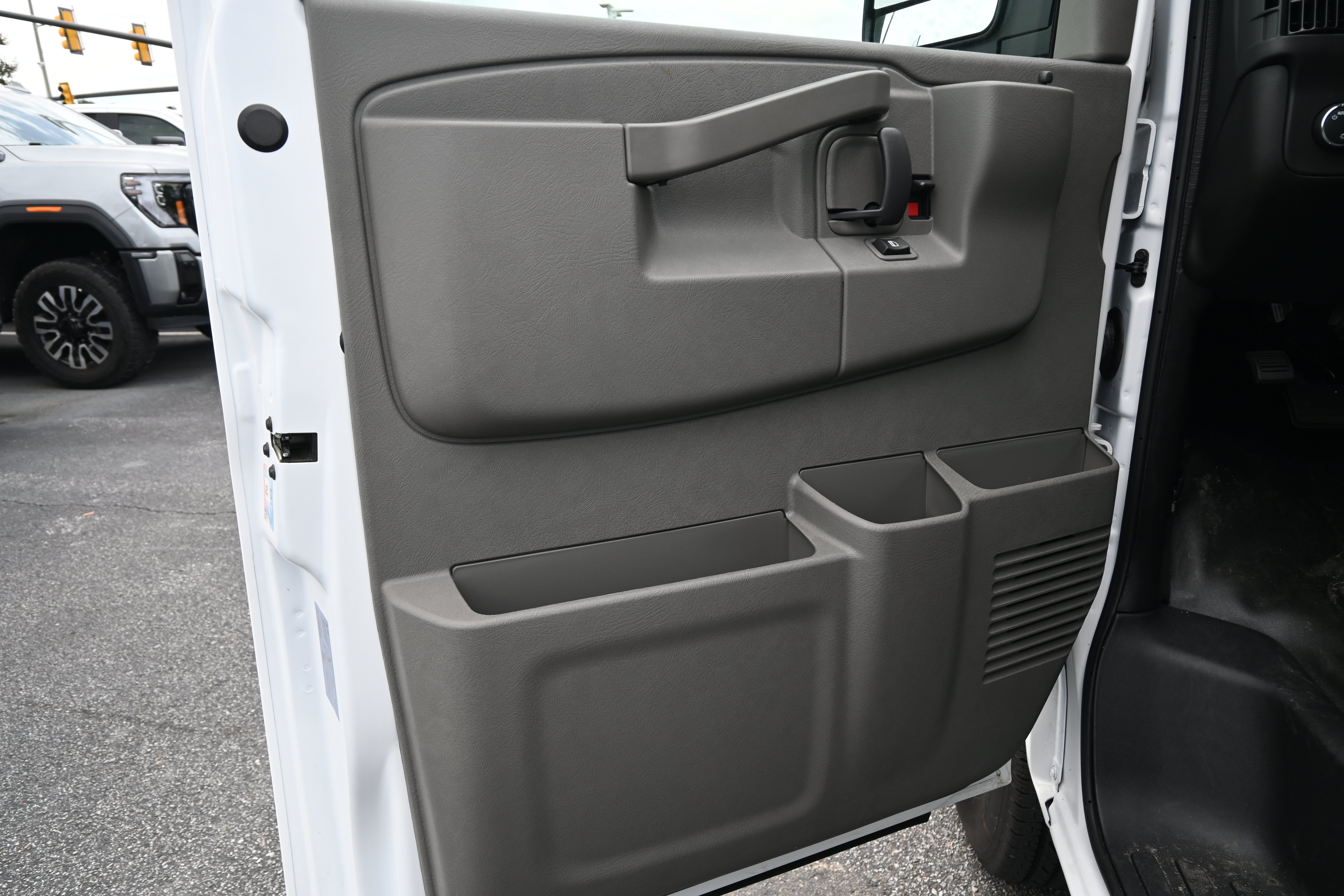 New 2025 Chevrolet Express 2500 w/ Driver Convenience Package RWD image 14