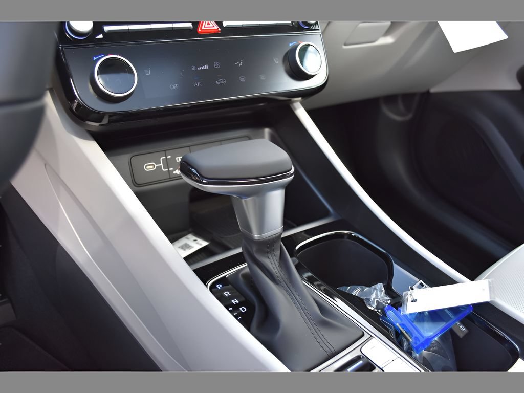 Used 2025 Hyundai Tucson SEL FWD image 32