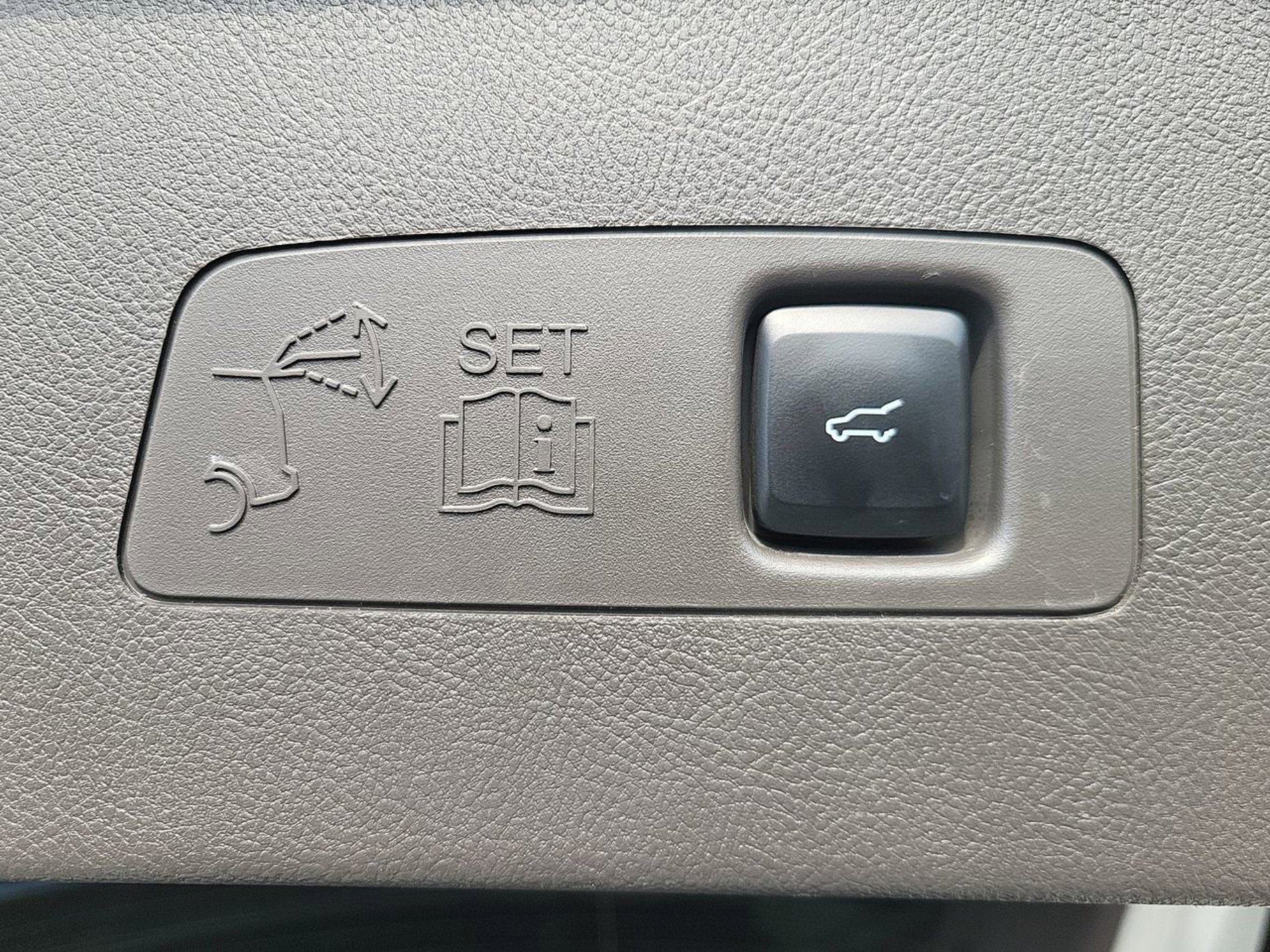 Used 2020 Lincoln Corsair Reserve w/ Elements Package image 7