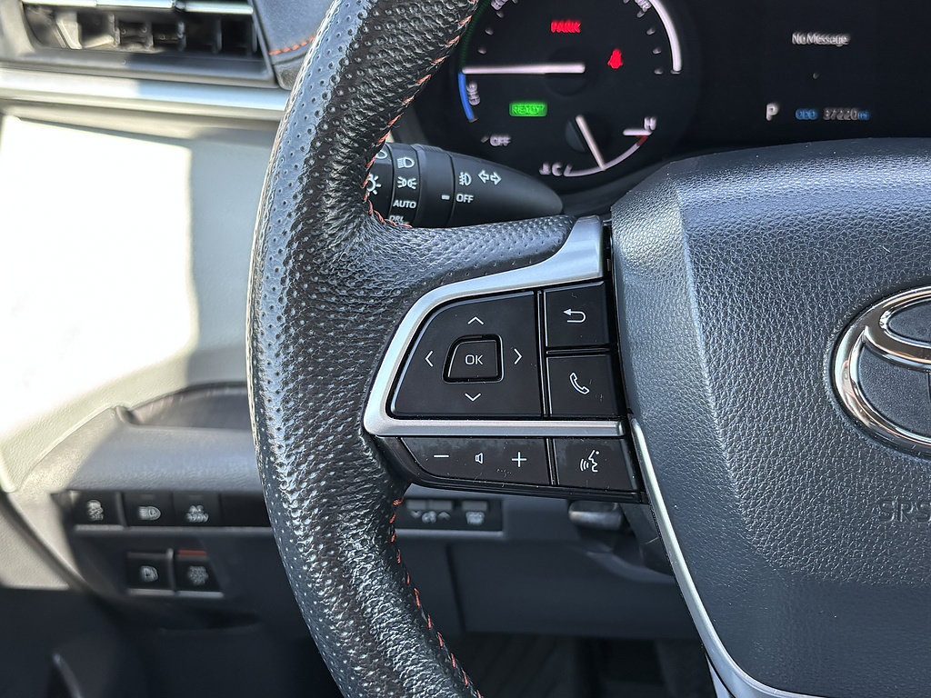 Certified 2024 Toyota Sienna XSE w/ XSE Plus Package FWD image 20