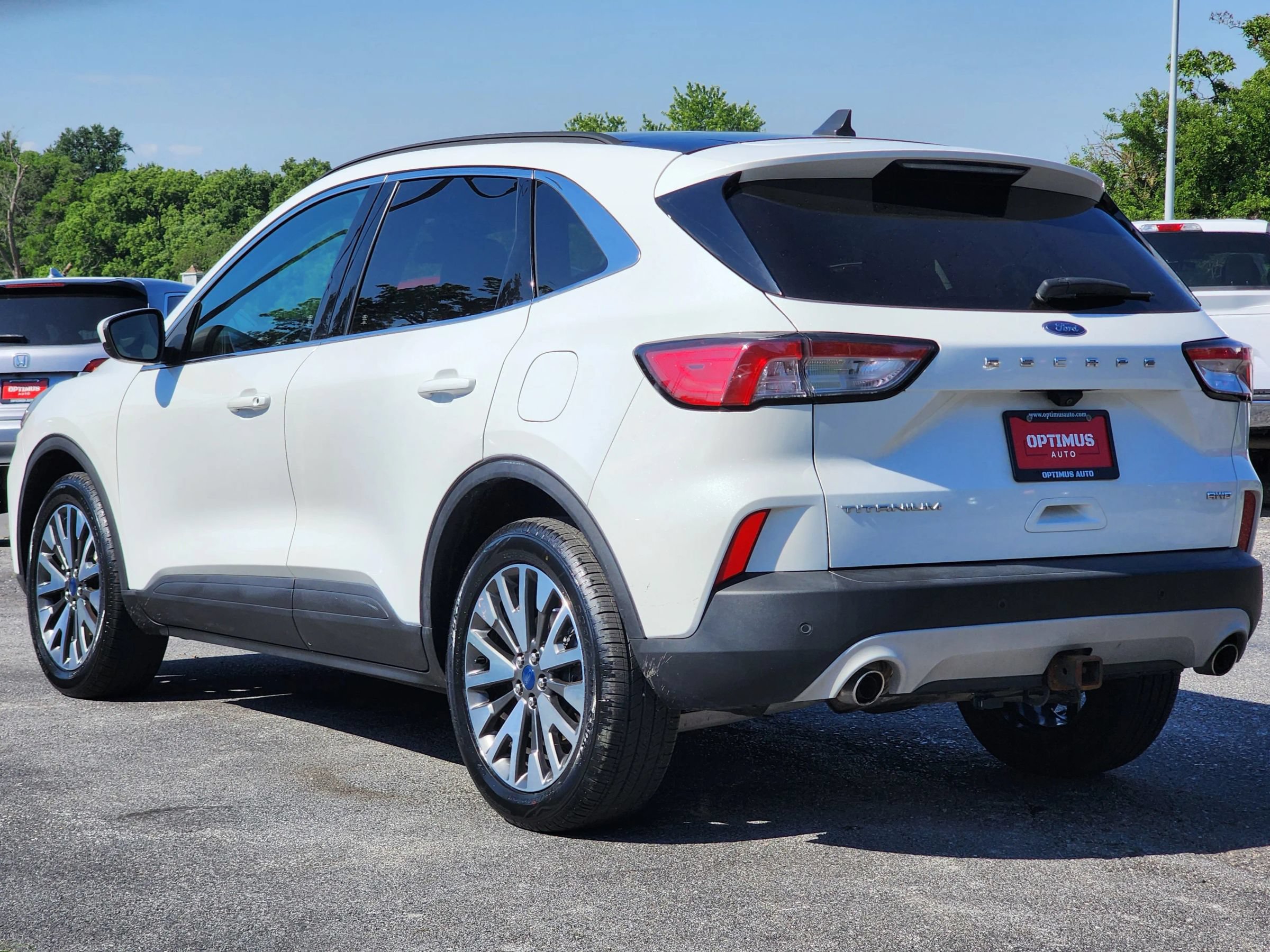 Used 2022 Ford Escape Titanium w/ Class II Trailer Tow Package AWD/4WD image 5
