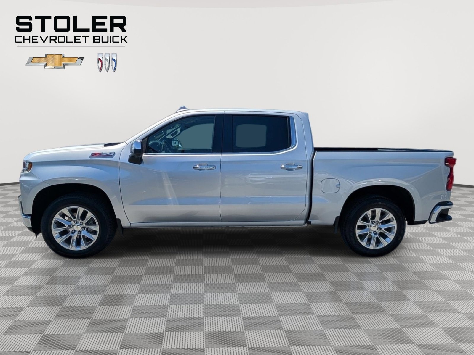 Used 2021 Chevrolet Silverado 1500 LTZ w/ LTZ Convenience Package II AWD/4WD image 2