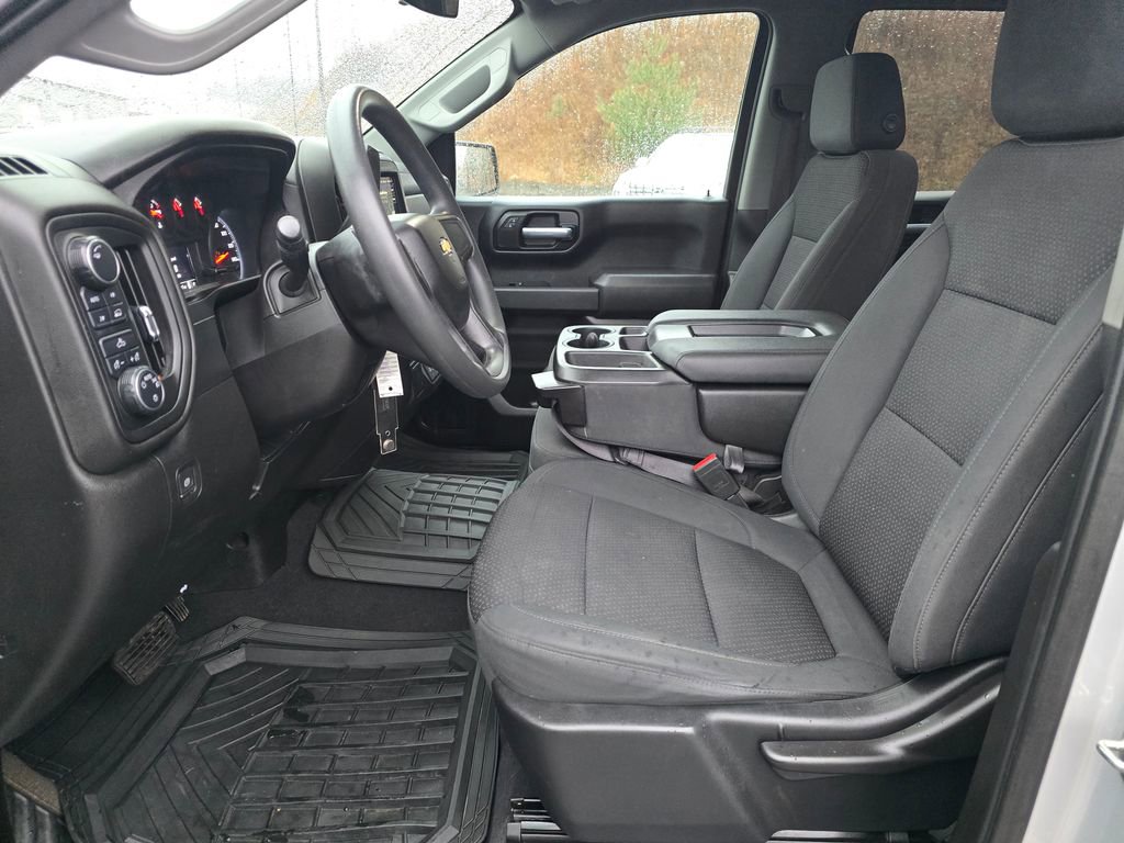 Certified 2021 Chevrolet Silverado 1500 Custom image 4