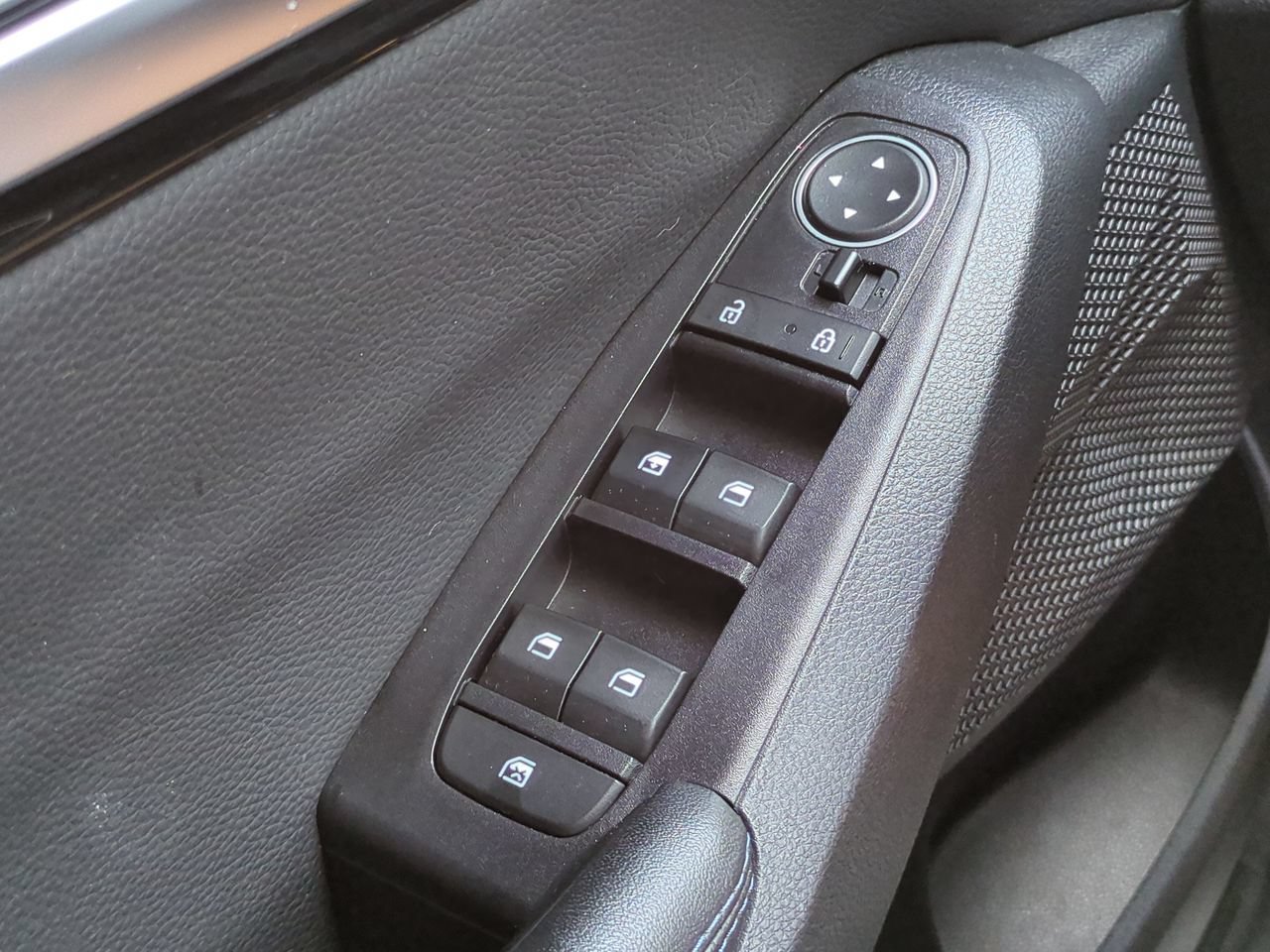 Certified 2022 Kia Seltos Nightfall Edition AWD/4WD image 24