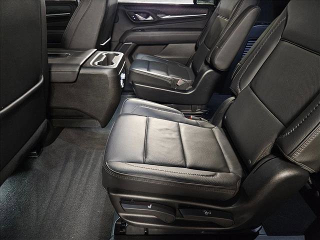 Used 2023 GMC Yukon XL Denali AWD/4WD image 17