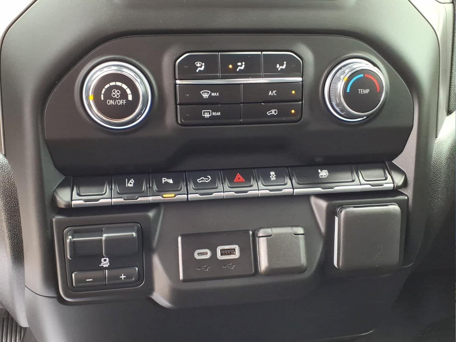 Used 2025 Chevrolet Silverado 2500 Custom w/ Custom Value Package AWD/4WD image 19