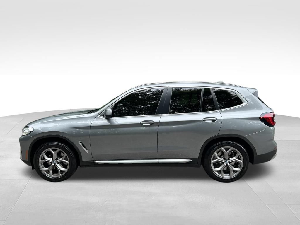 Used 2023 BMW X3 xDrive30i w/ Premium Package AWD/4WD image 2