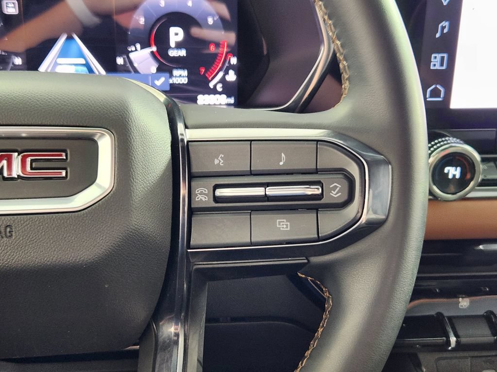 Used 2024 GMC Canyon AT4 w/ Technology Package AWD/4WD image 19