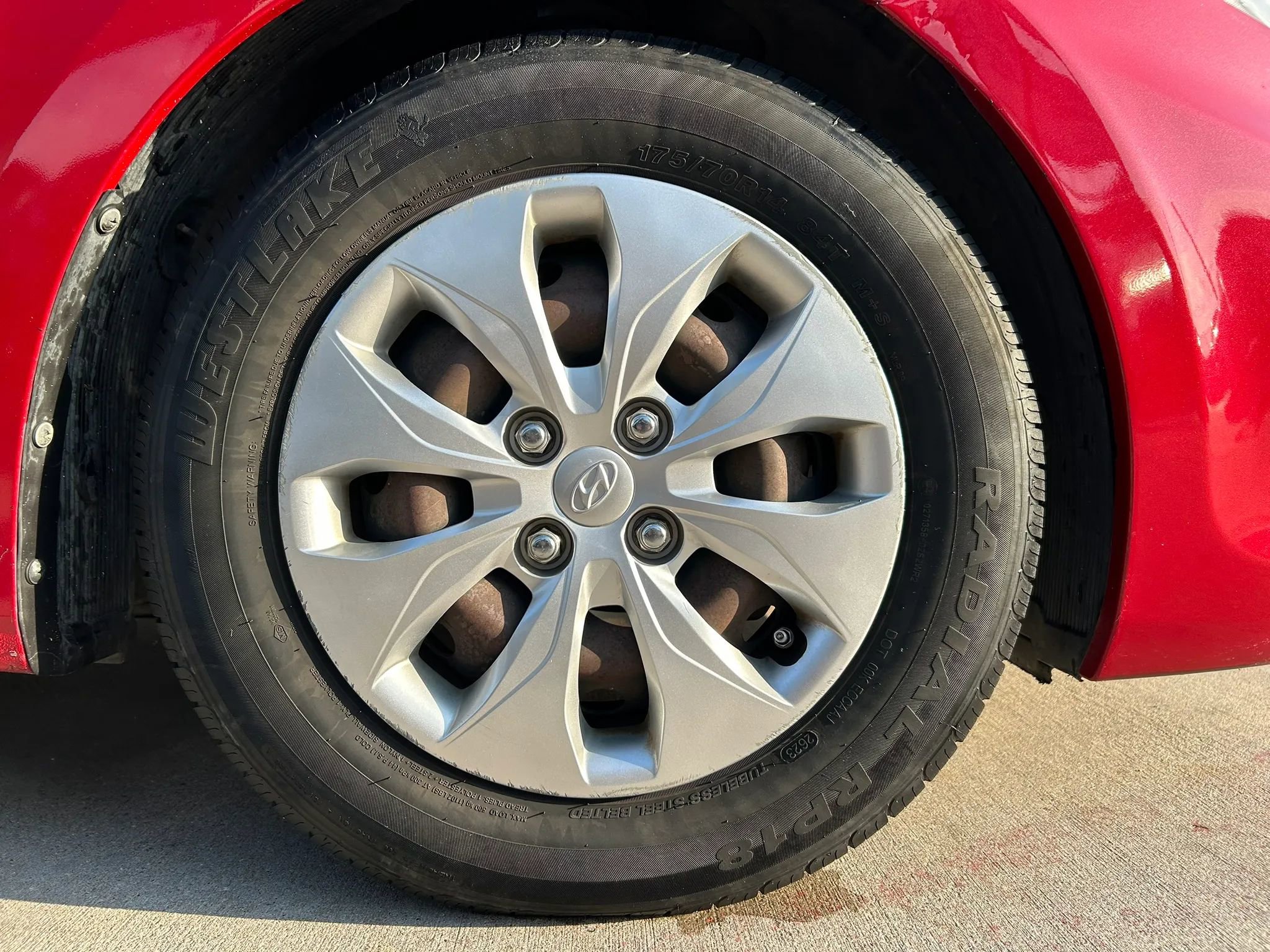 Used 2017 Hyundai Accent SE FWD image 28