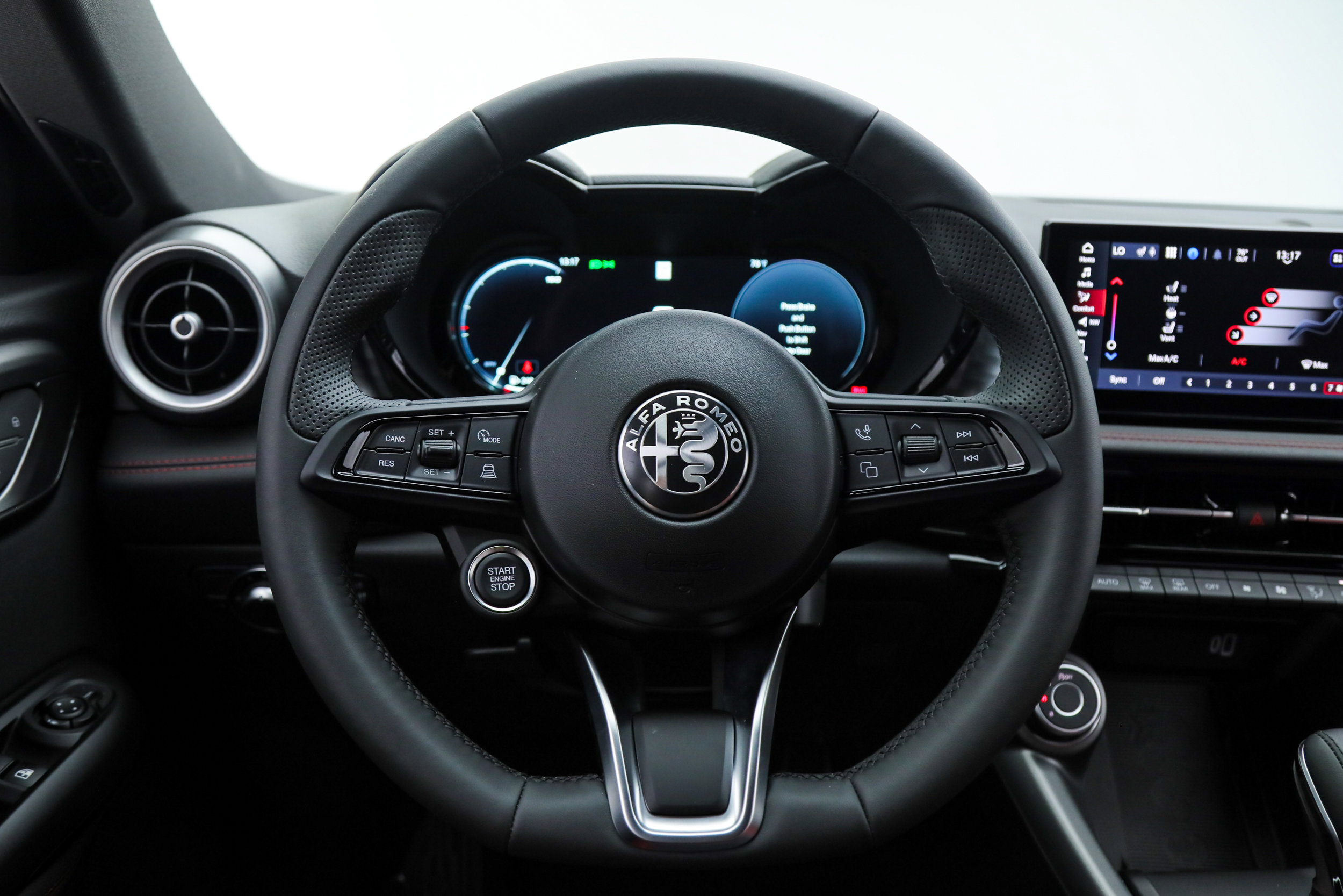 New 2026 Alfa Romeo Tonale Sprint w/ Red Premium Package image 20