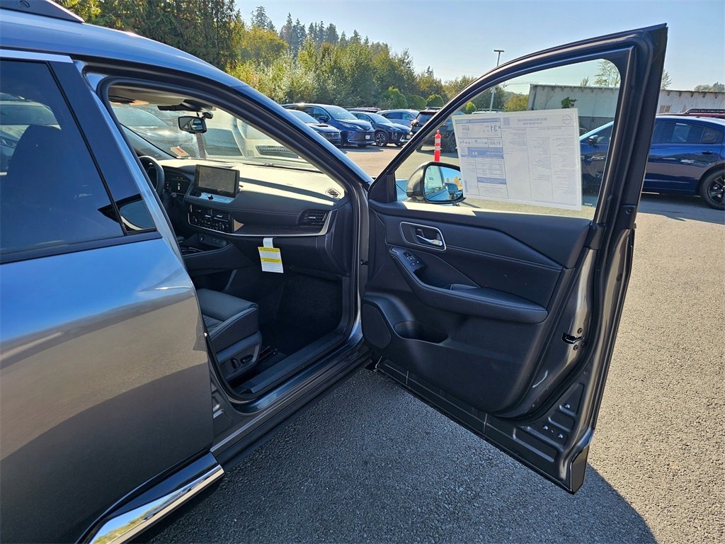 New 2026 Nissan Rogue Platinum w/ Platinum Premium Package image 27