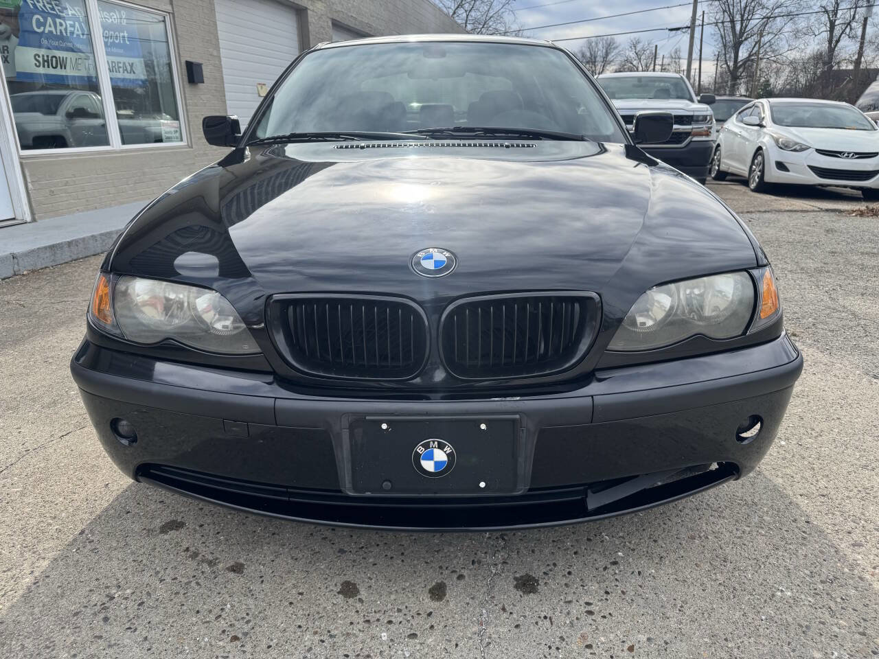 Used 2004 BMW 325i Sedan image 11