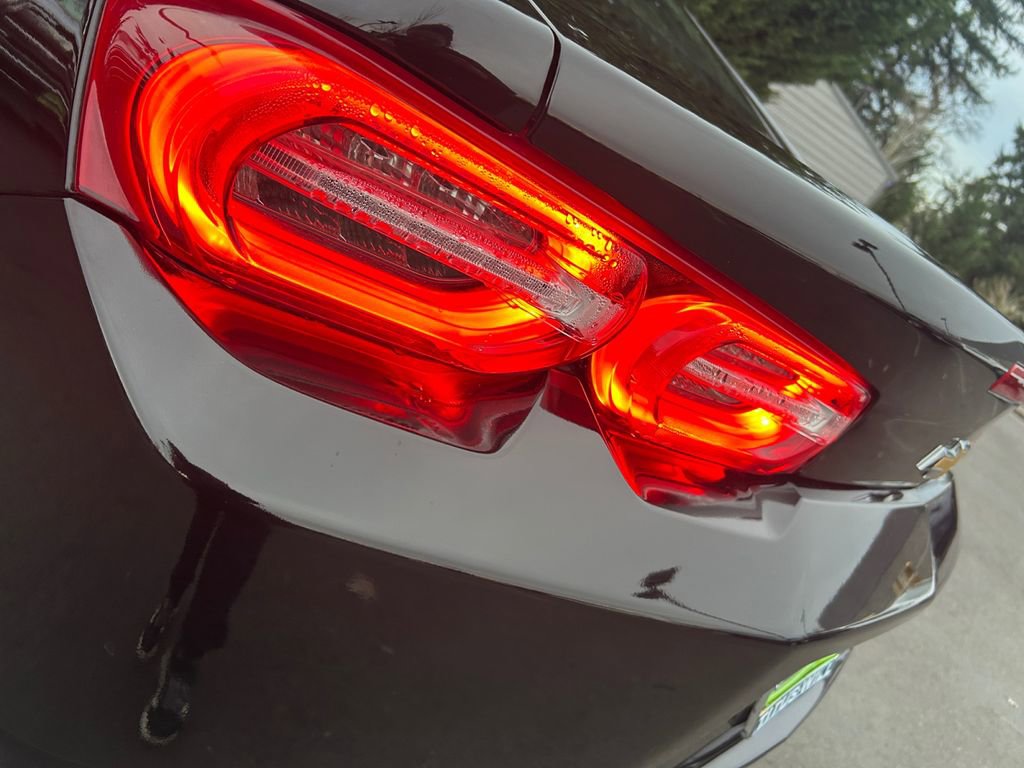 Used 2022 Chevrolet Camaro LT RWD image 35
