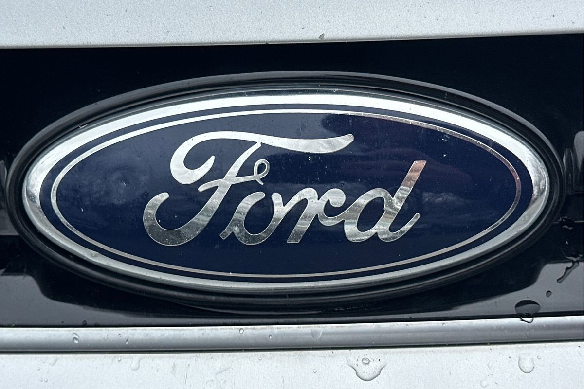 Used 2017 Ford C-MAX Energi SE w/ Equipment Group 401A image 27