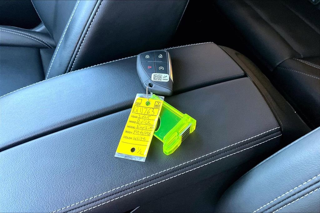 Certified 2025 Buick Envision Preferred image 34