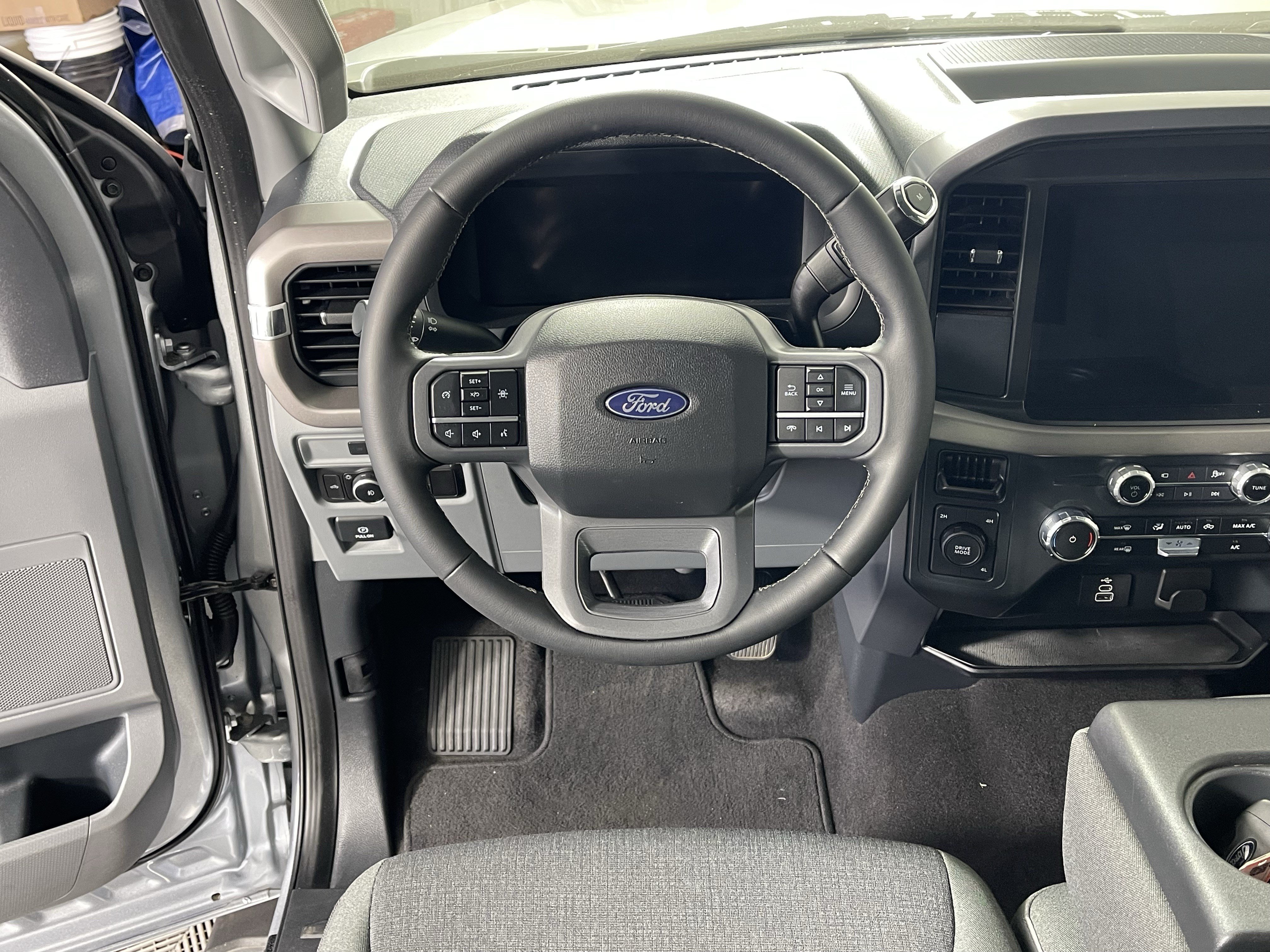 Used 2025 Ford F150 XLT w/ Equipment Group 301A Standard AWD/4WD image 13