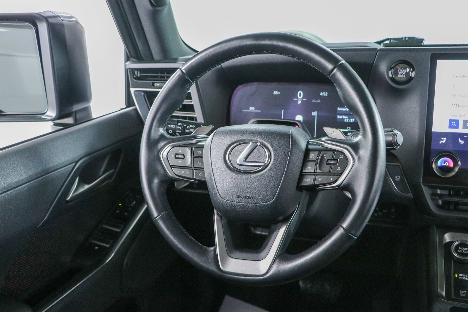 Used 2024 Lexus GX 550 w/ Accessory Package (Z1) AWD/4WD image 13