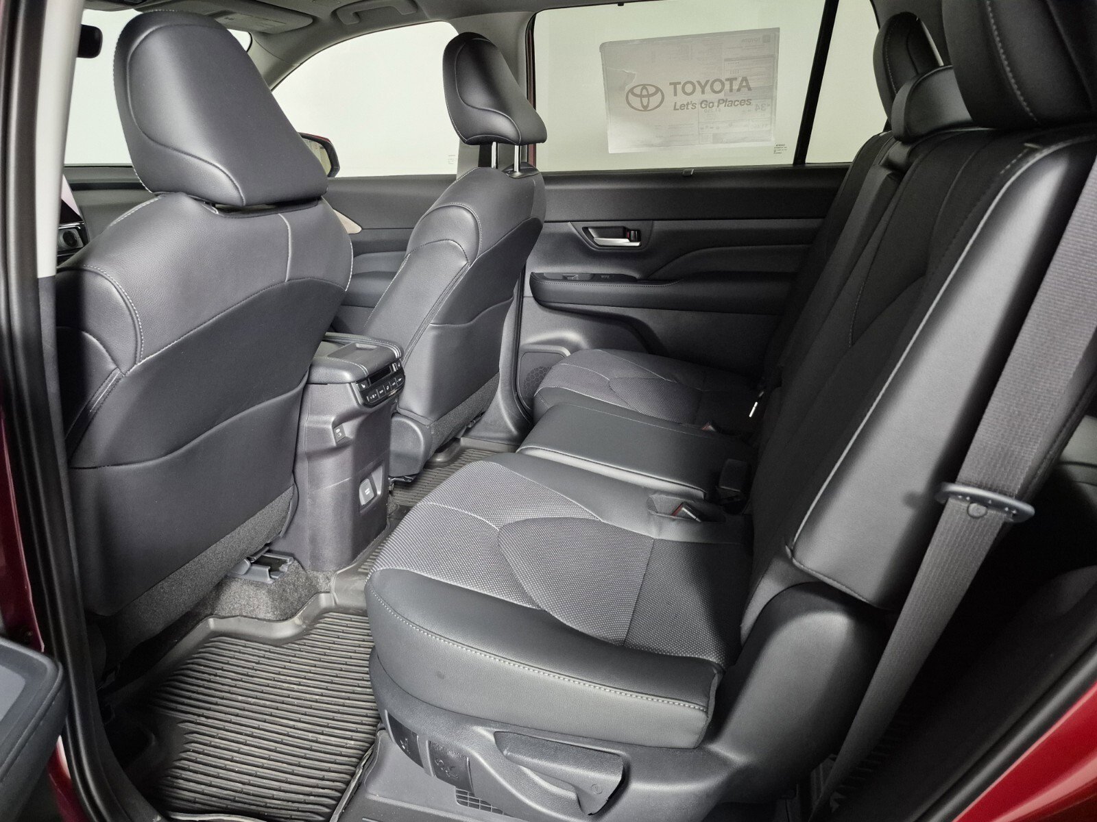 New 2026 Toyota Grand Highlander Limited image 38