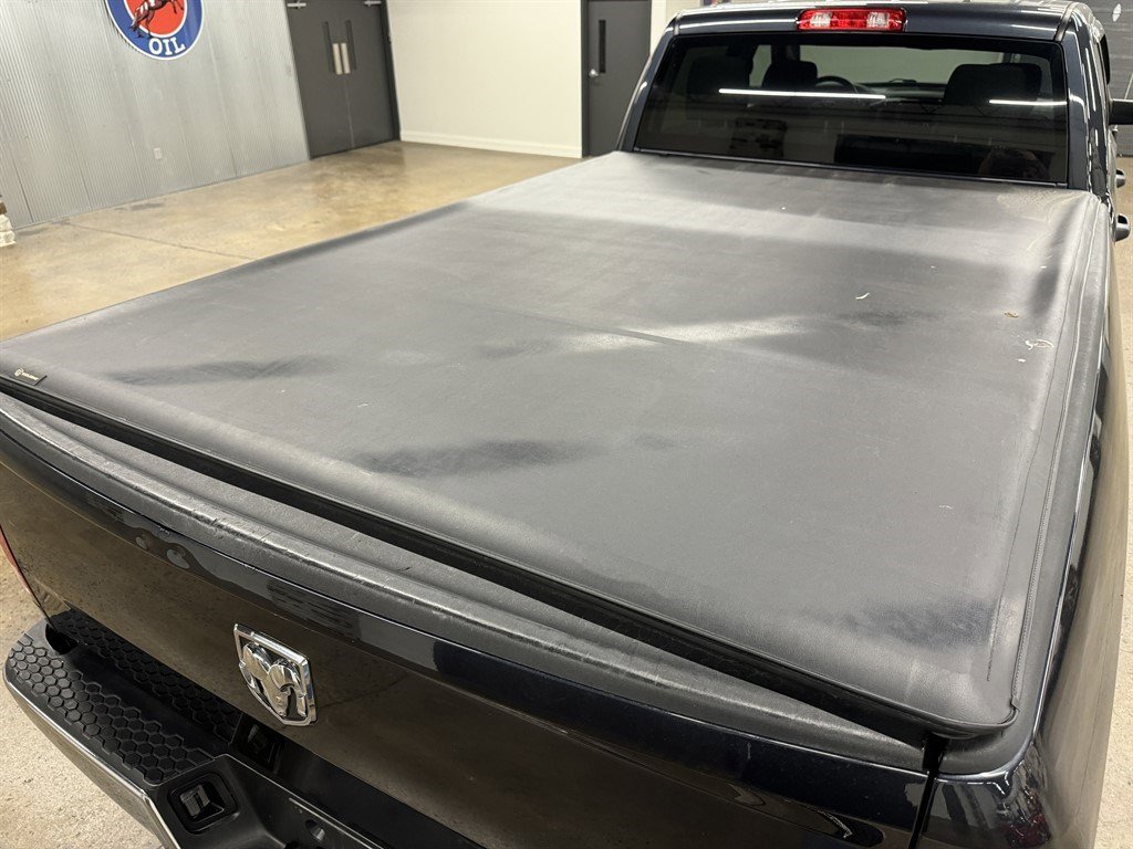 Used 2018 RAM 3500 Tradesman w/ Chrome Appearance Group image 13