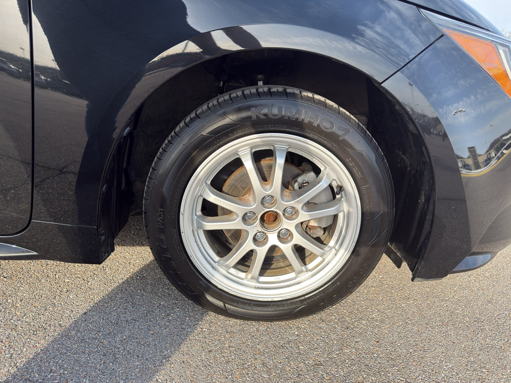 Used 2022 Toyota Corolla LE FWD image 14