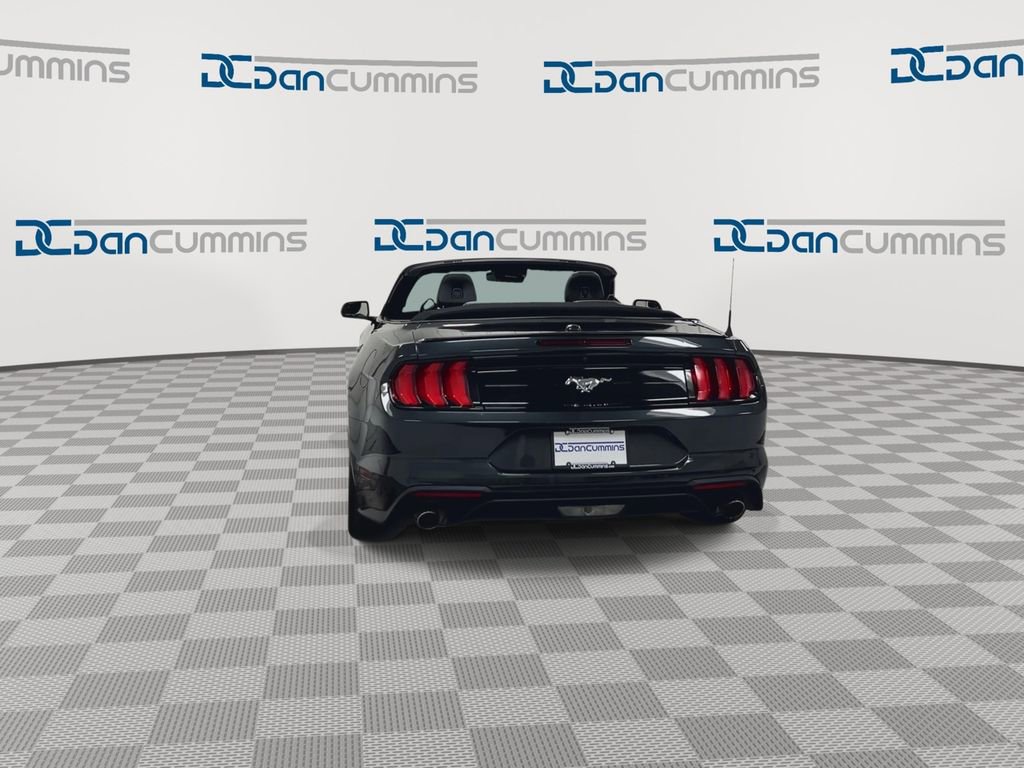 Used 2023 Ford Mustang Premium image 7