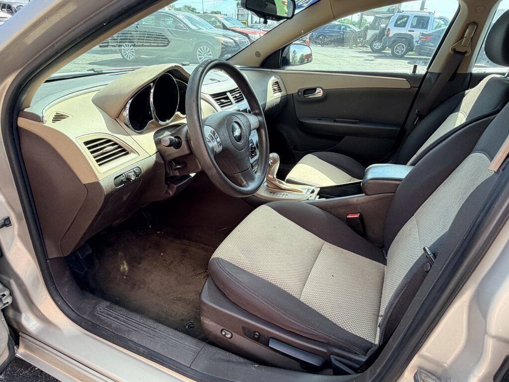 Used 2010 Chevrolet Malibu LS FWD image 8
