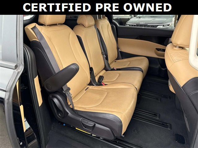 Certified 2024 Kia Carnival EX image 11