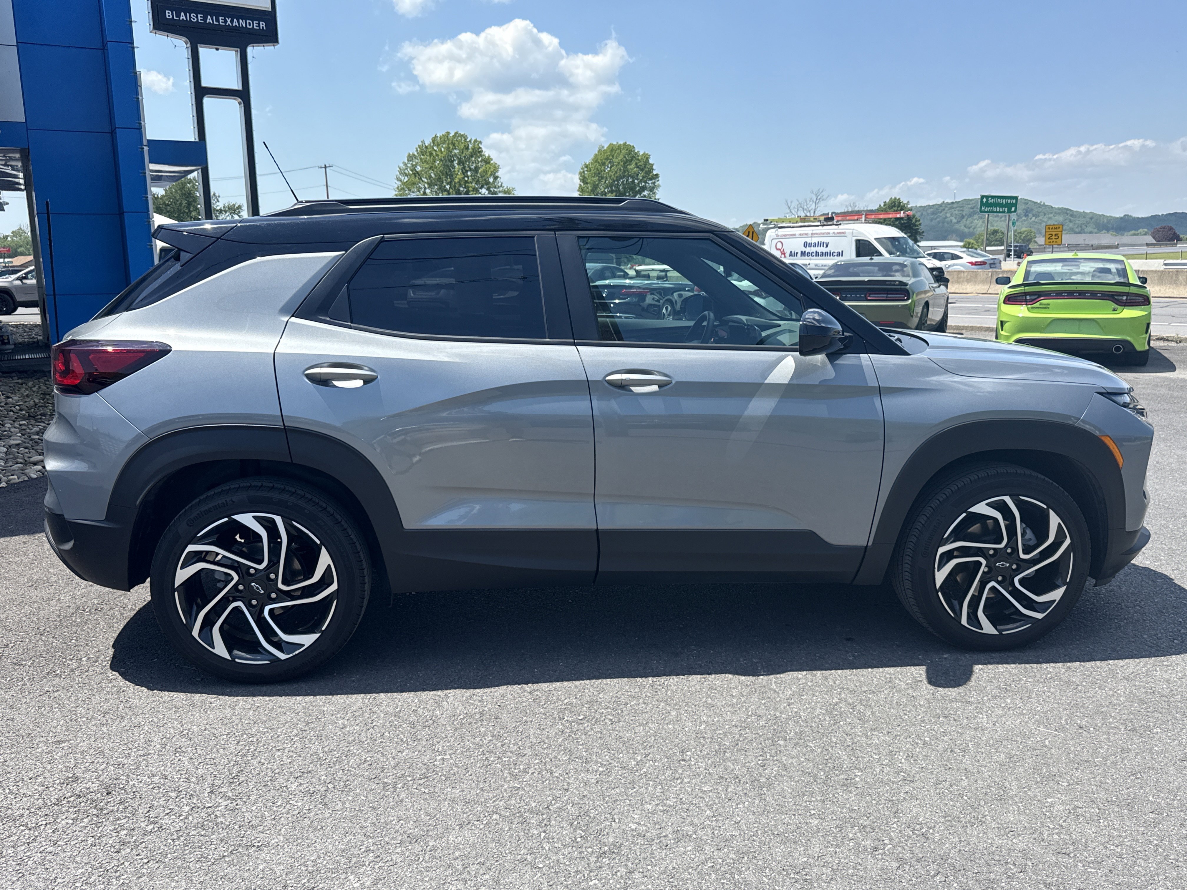 Used 2025 Chevrolet TrailBlazer RS w/ Convenience Package AWD/4WD video 2