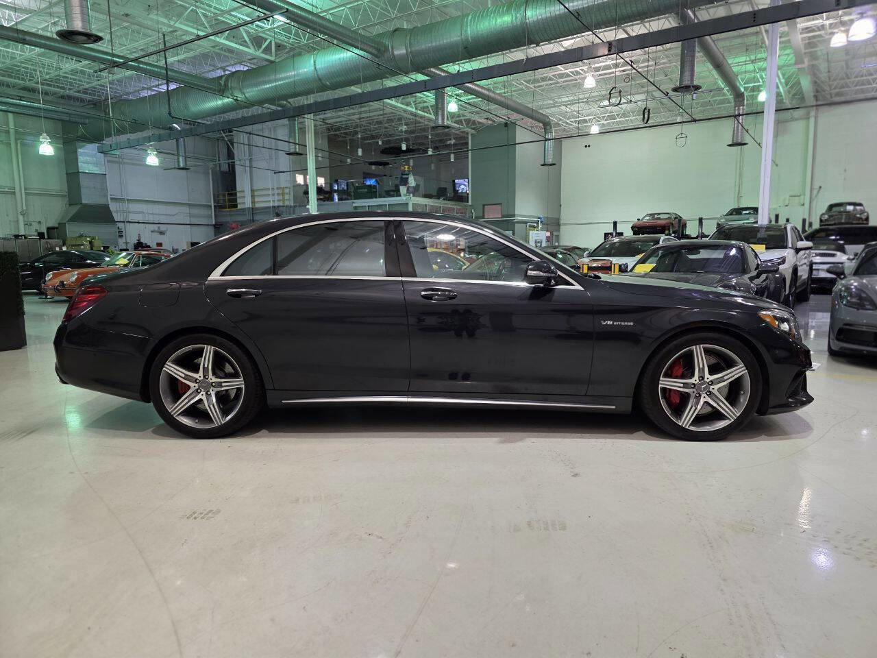 Used 2014 Mercedes-Benz S 63 AMG 4MATIC Sedan w/ Rear Seat Package image 21