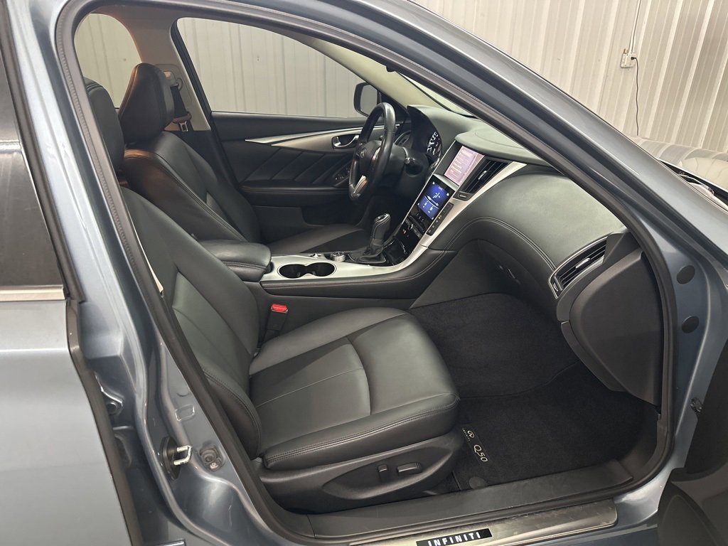Used 2019 INFINITI Q50 Luxe image 39
