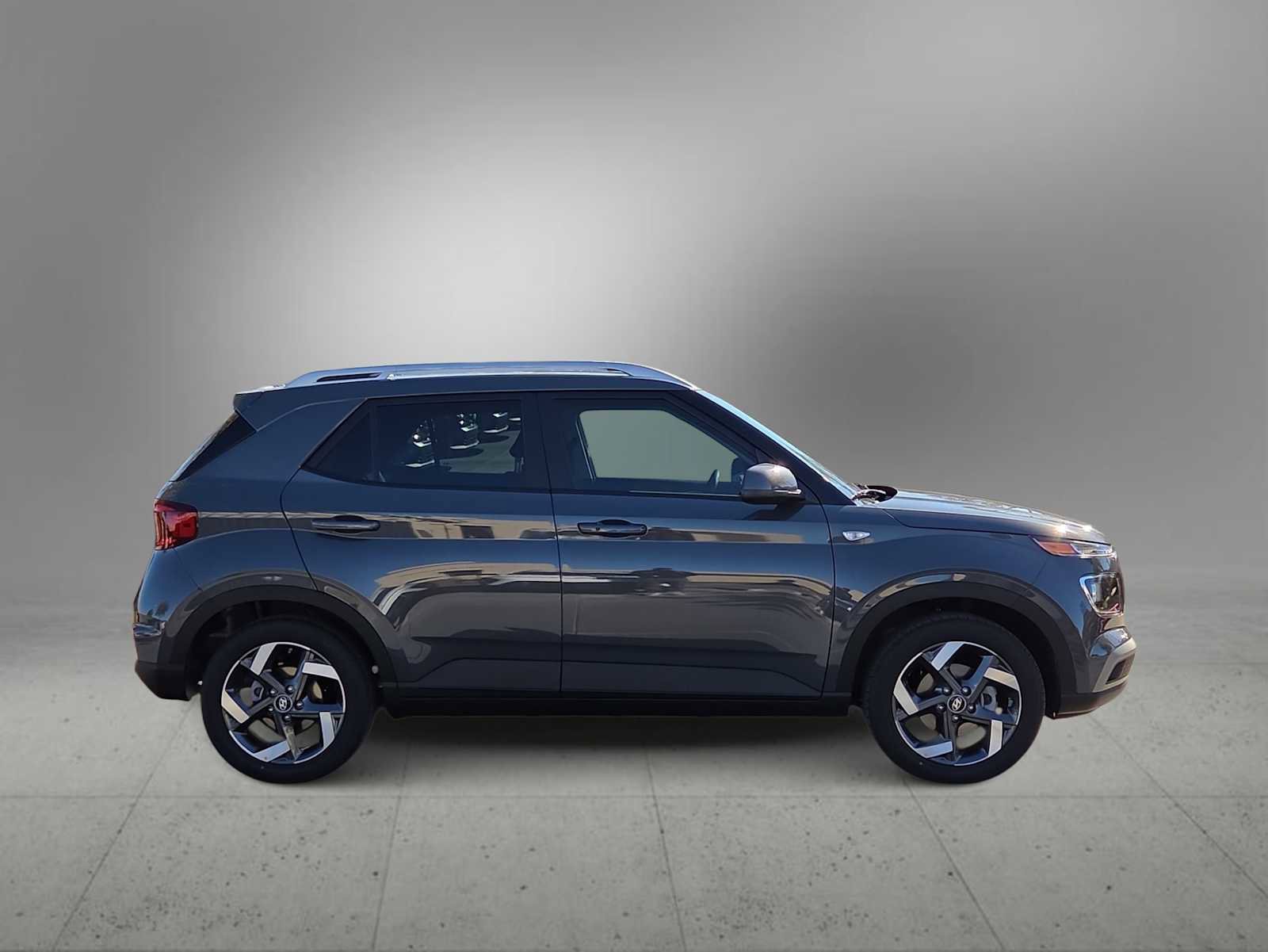 New 2026 Hyundai Venue SEL image 9