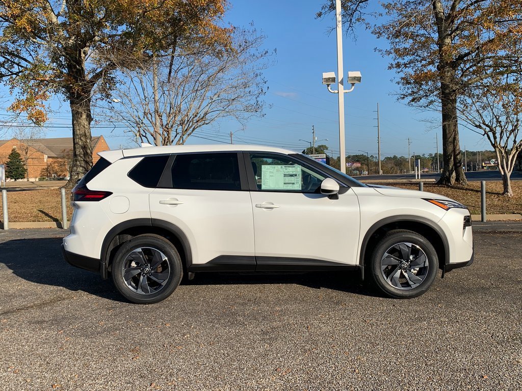 New 2026 Nissan Rogue SV image 2