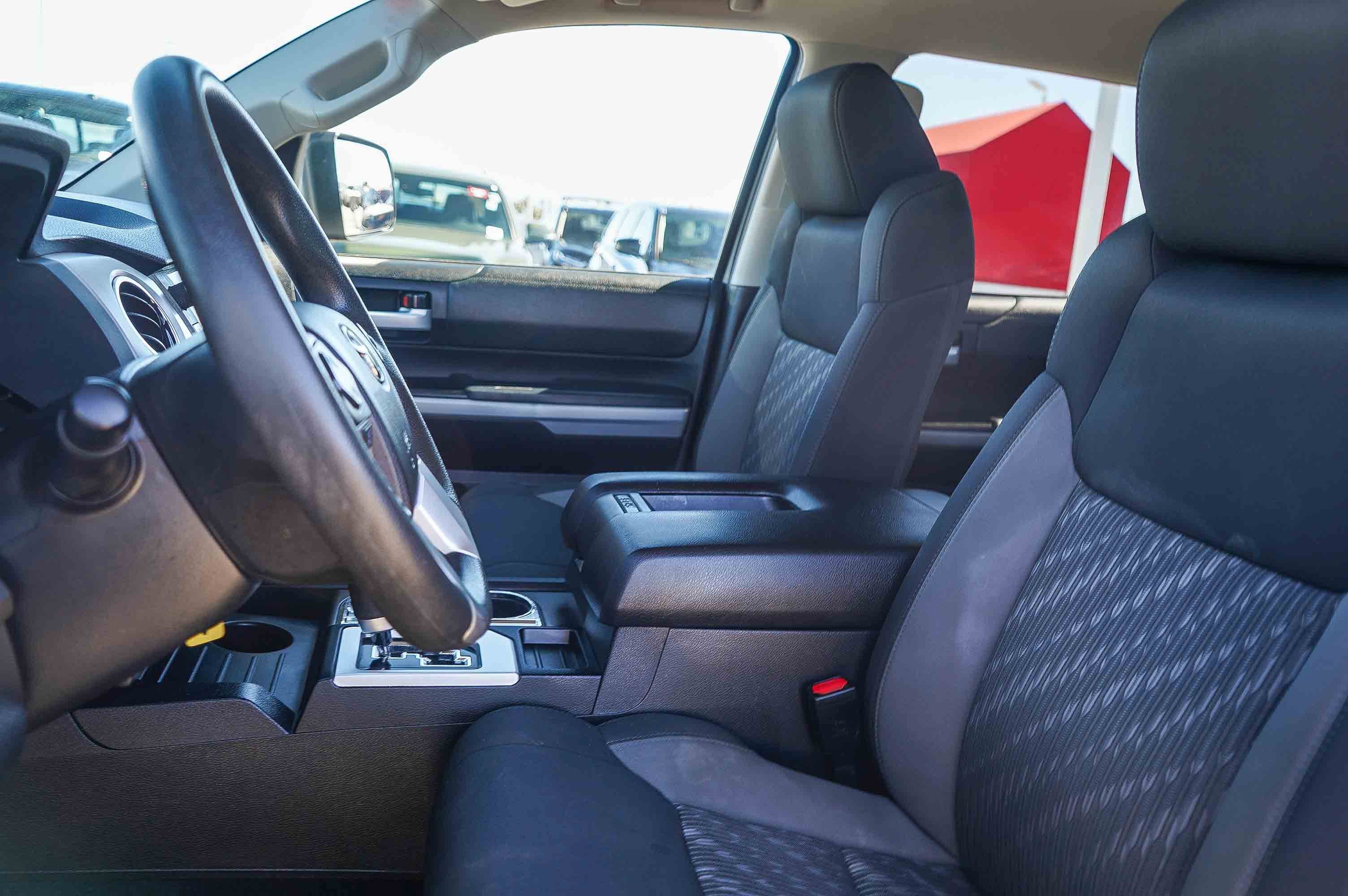 Used 2021 Toyota Tundra SR5 w/ SR5 Upgrade Package image 18