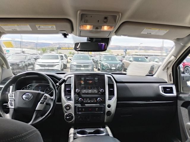 Used 2021 Nissan Titan SV w/ SV Convenience Package AWD/4WD image 11