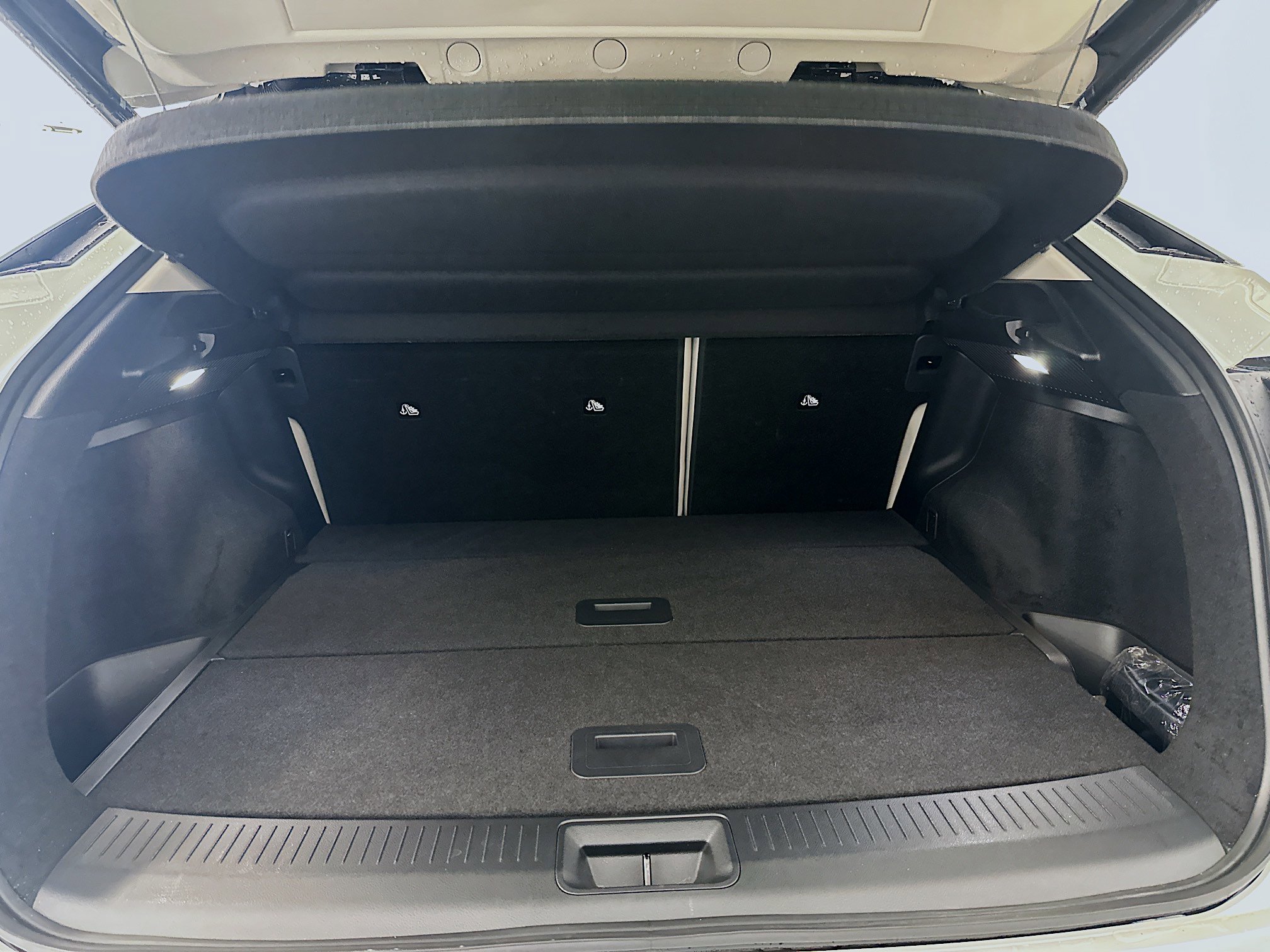 Used 2023 Nissan Ariya EVOLVE+ image 31