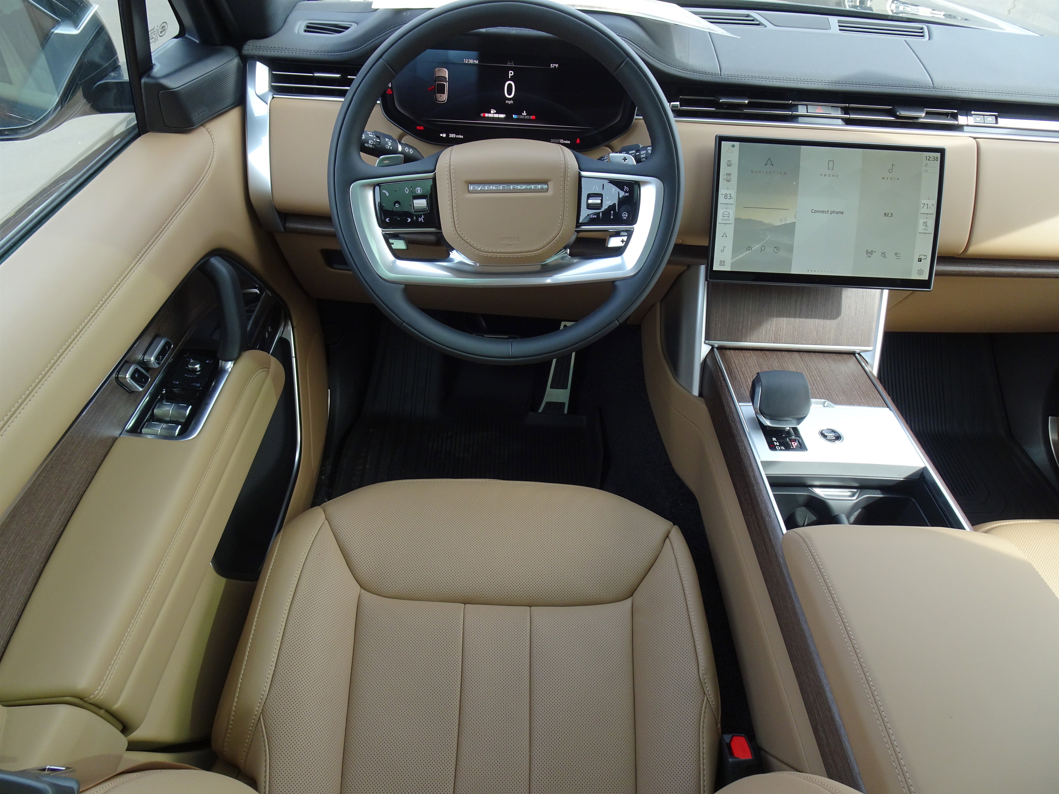 New 2026 Land Rover Range Rover Long Wheelbase SE image 20
