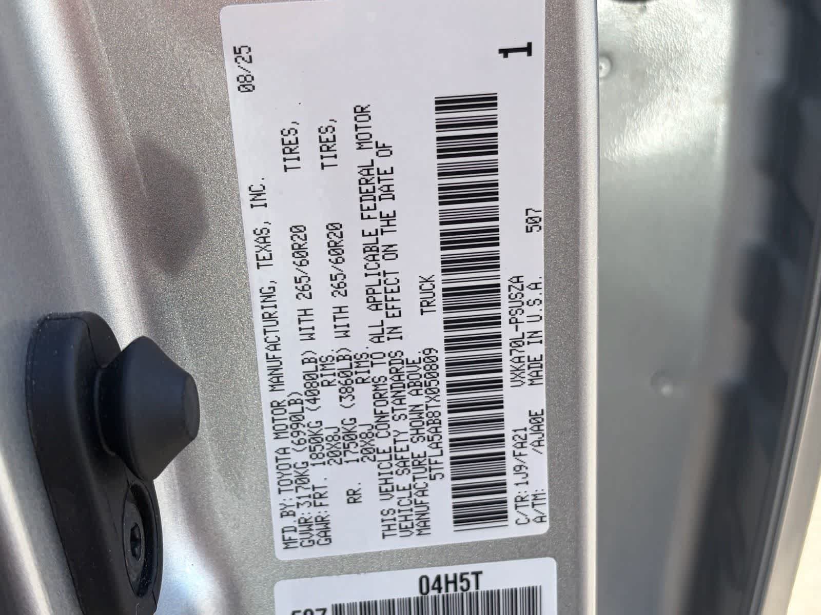 Used 2026 Toyota Tundra SR5 w/ SX Package RWD image 32
